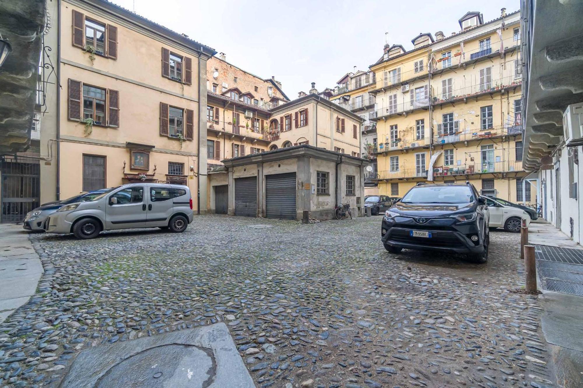Quadrilatero Romano! Exclusive & Roomy Apartment 토리노 외부 사진